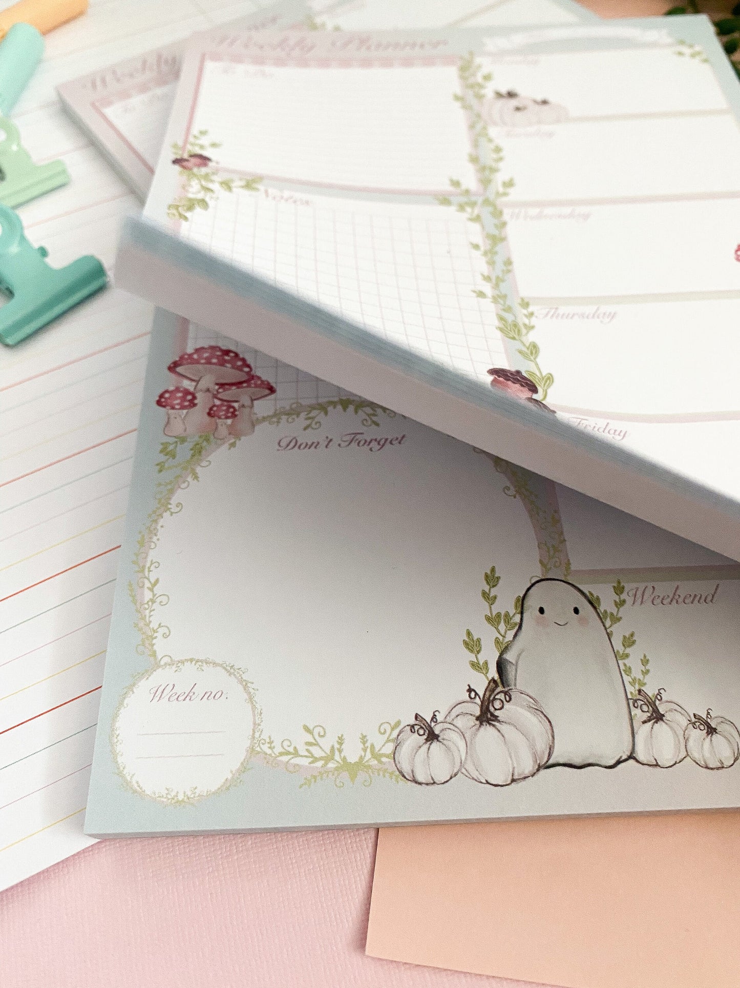 A5  Weekly Planner. Spooky planner, notepad. Organisational planner, Memo pad. Notes. Journal, bujo. Mental Health planner
