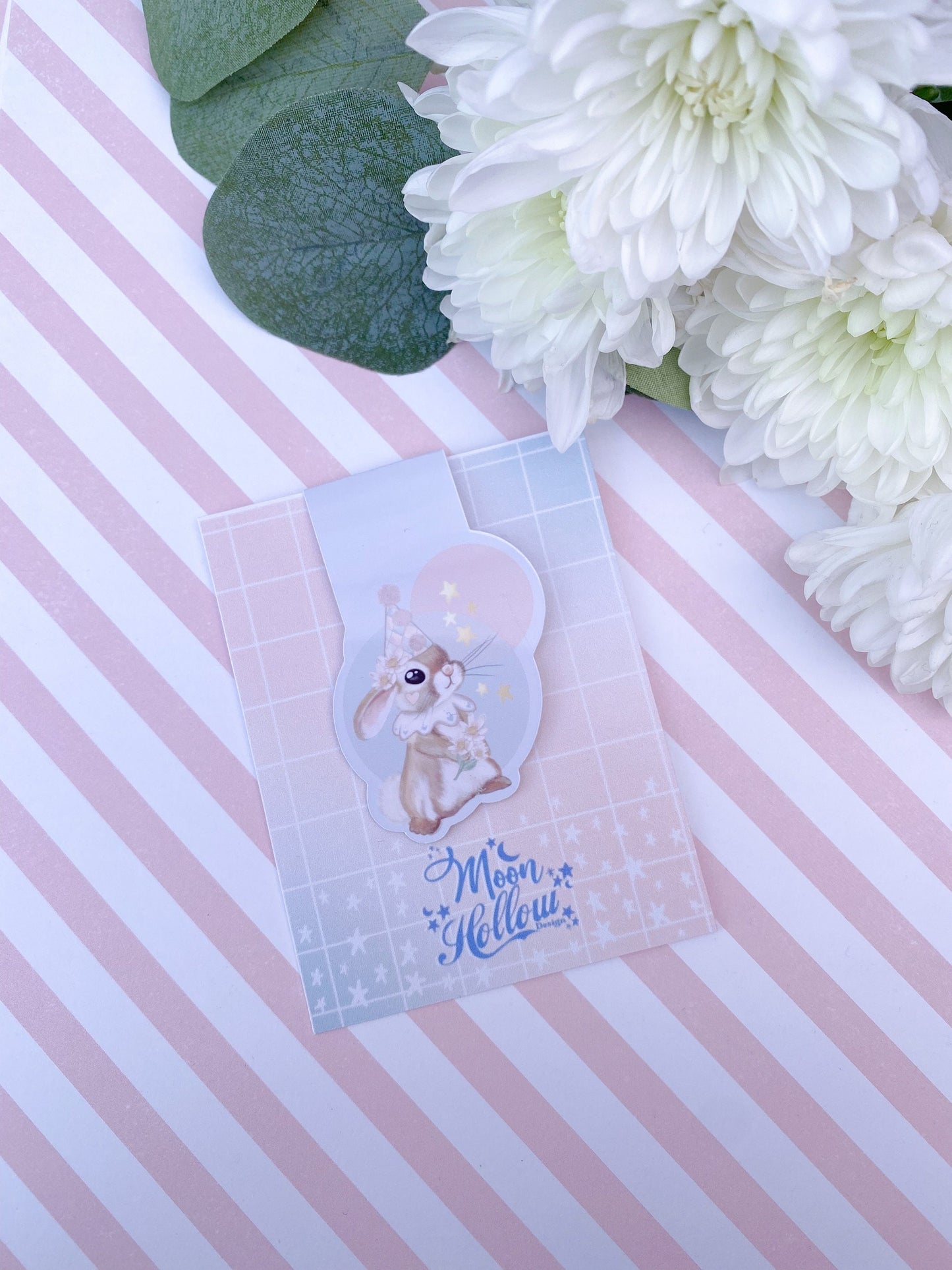 Cute bunny magnetic bookmark /  kawaii rabbit bookmark / books , reading. Cute kawaii gift stationery